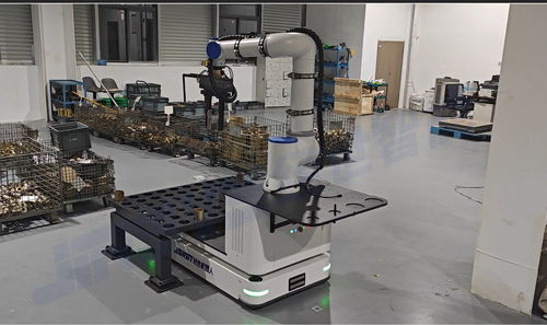 復(fù)合機(jī)器人在CNC行業(yè)的應(yīng)用 自動(dòng)化上下料與換刀解決方案及設(shè)備安裝服務(wù)